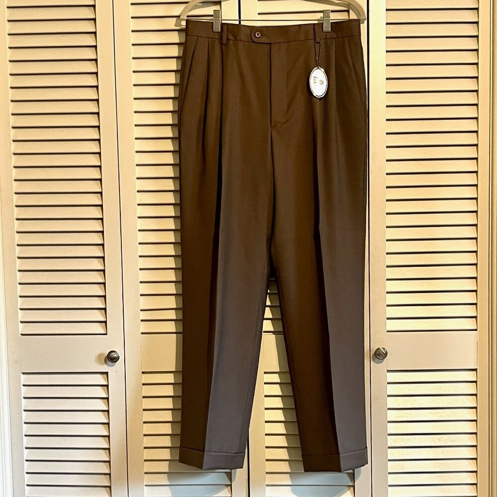 Zanella NWT Pleated Mens Dress Pants * Size 32 * Bennett * Brown * 100% Wool